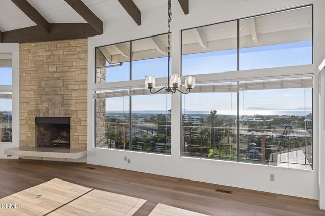 4149 Foothill Road, Ventura, CA 93003