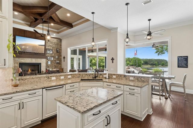 22621 SHADY BRANCH WAY, Eustis, FL 32736