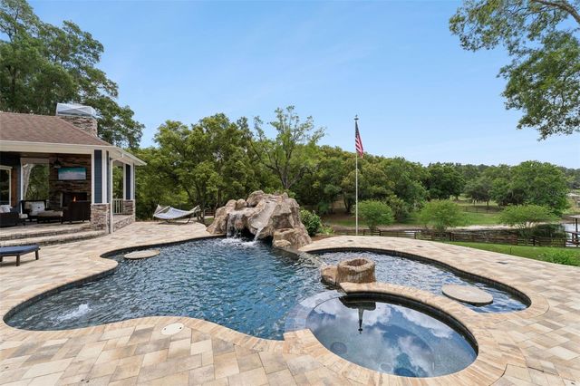 22621 SHADY BRANCH WAY, Eustis, FL 32736