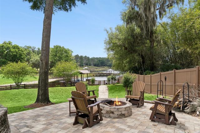 22621 SHADY BRANCH WAY, Eustis, FL 32736