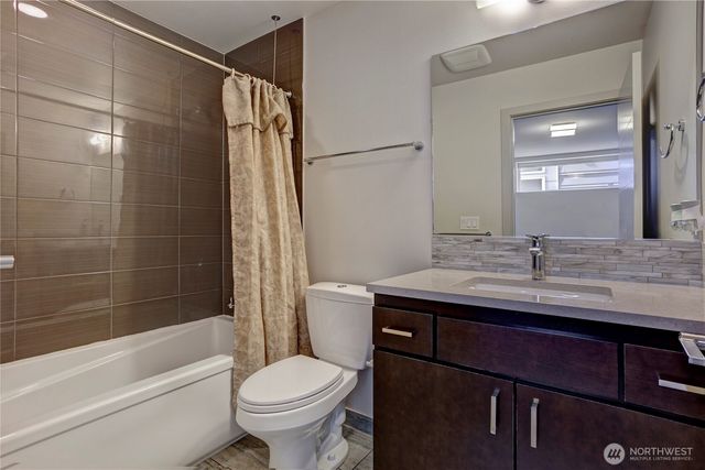2608 23rd Avenue W, Seattle, WA 98199