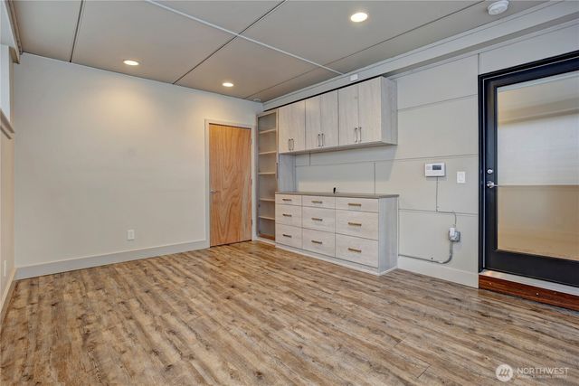 2608 23rd Avenue W, Seattle, WA 98199
