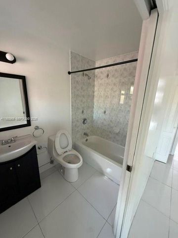 12617 NW 11 lane 12617, Miami, FL 33182