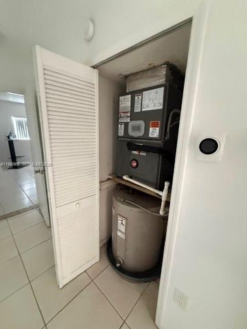 12617 NW 11 lane 12617, Miami, FL 33182