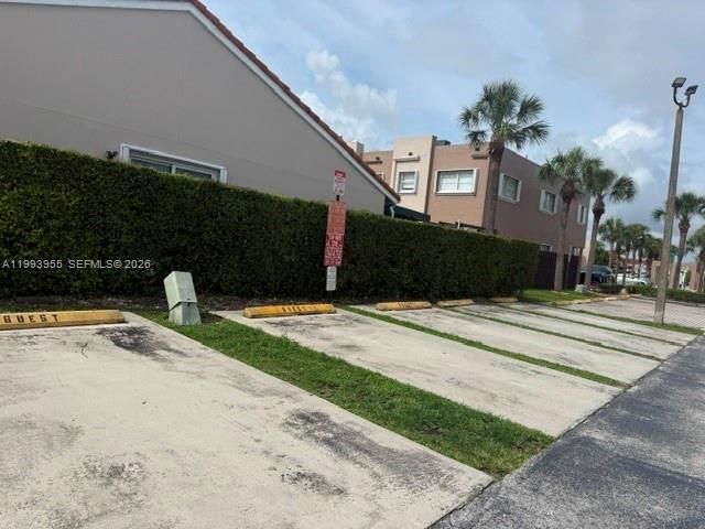 12617 NW 11 lane 12617, Miami, FL 33182