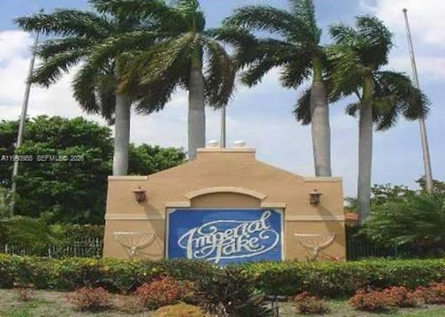 12617 NW 11 lane 12617, Miami, FL 33182