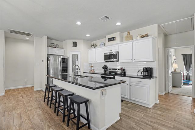 186 N Village Cove Loop, Livingston, TX 77351