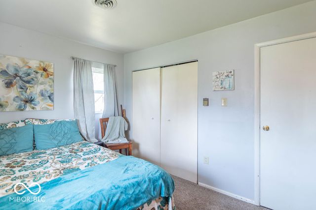 1204 Dusty Trail, Greenwood, IN 46142