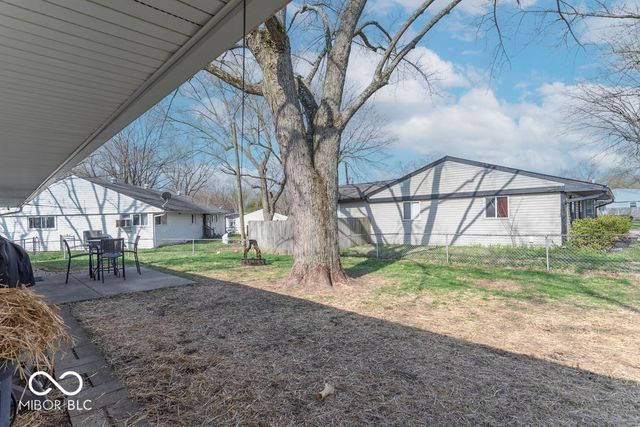 1204 Dusty Trail, Greenwood, IN 46142