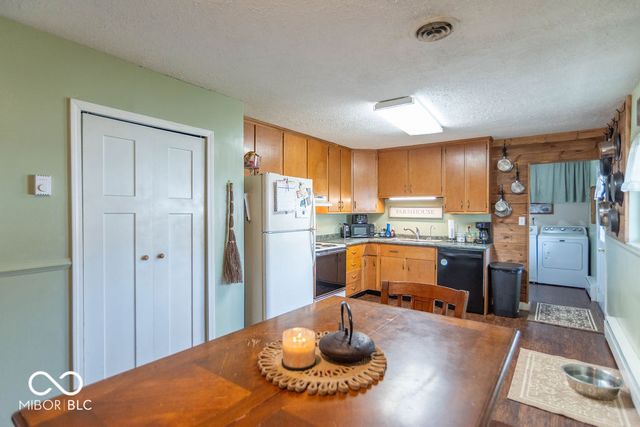 1204 Dusty Trail, Greenwood, IN 46142