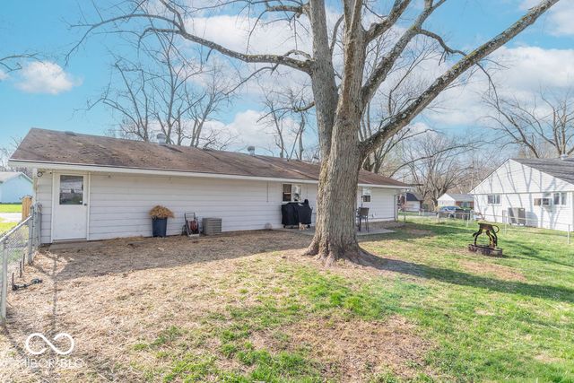 1204 Dusty Trail, Greenwood, IN 46142
