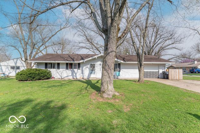 1204 Dusty Trail, Greenwood, IN 46142