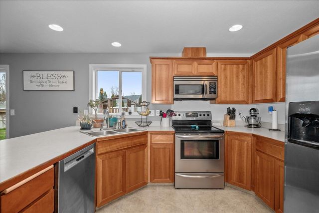 430 S Dovetail Ct, Airway Heights, WA 99001