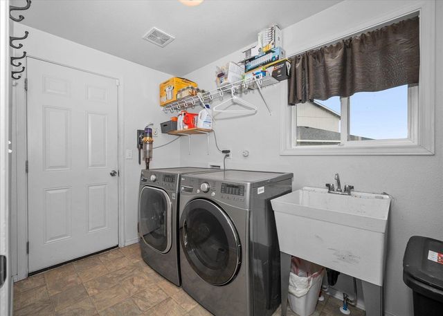 430 S Dovetail Ct, Airway Heights, WA 99001