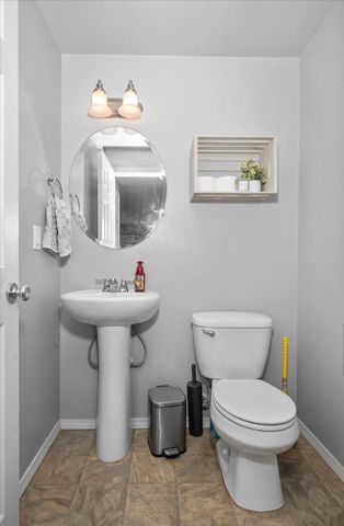 430 S Dovetail Ct, Airway Heights, WA 99001