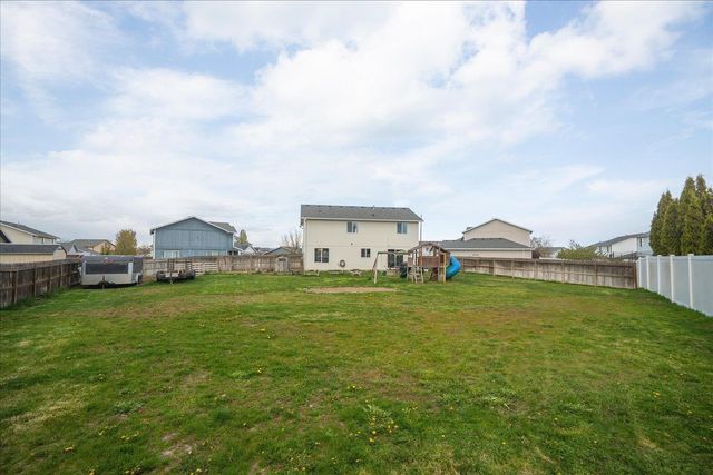 430 S Dovetail Ct, Airway Heights, WA 99001