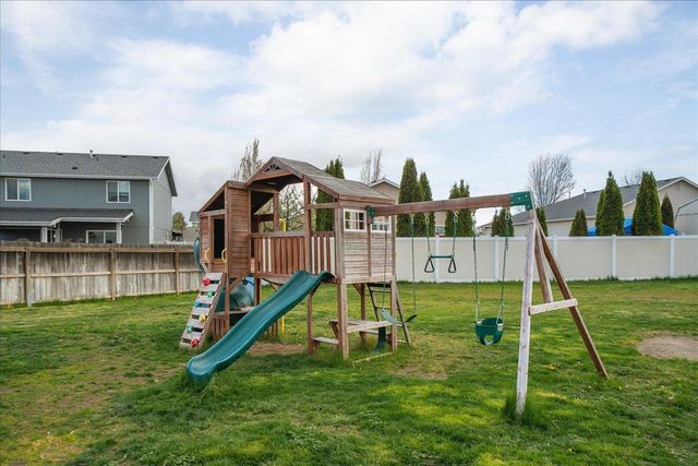 430 S Dovetail Ct, Airway Heights, WA 99001