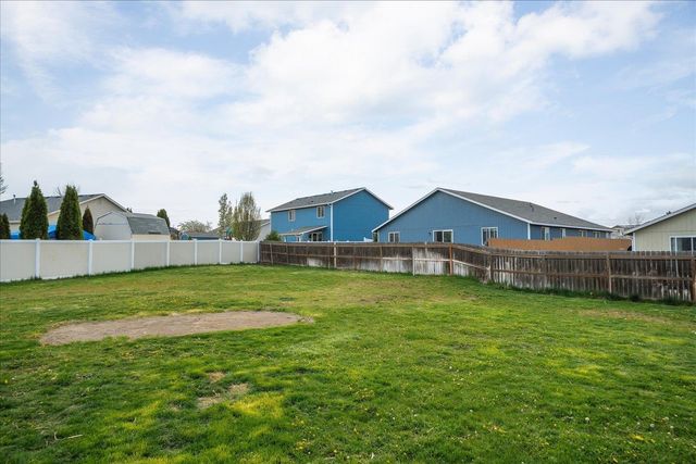 430 S Dovetail Ct, Airway Heights, WA 99001