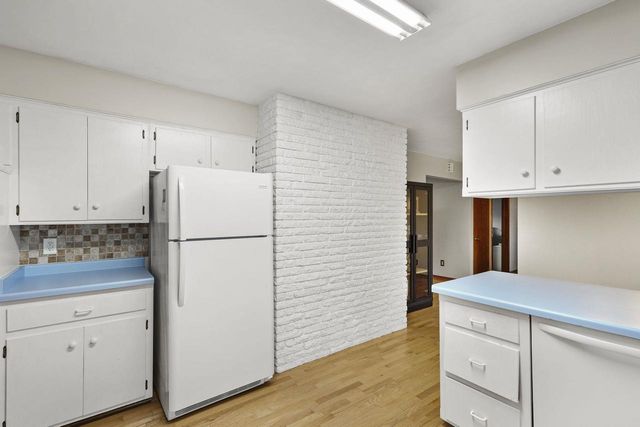 120 Walmar Drive, Sun Prairie, WI 53590