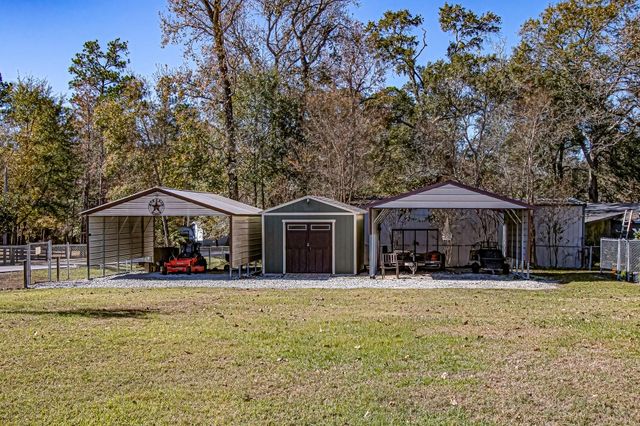 120 Mary Drive, Huntsville, TX 77320