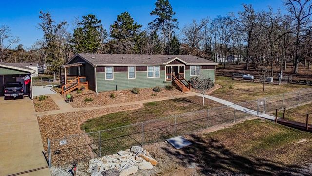 120 Mary Drive, Huntsville, TX 77320