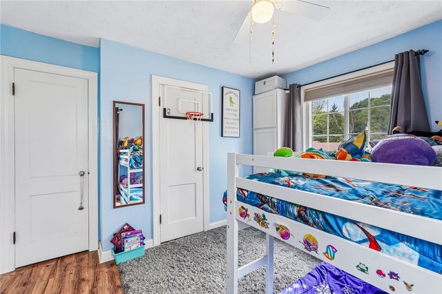 598 Louise Drive, Xenia, OH 45385