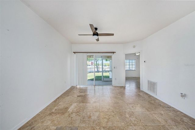6011 SKYDALE WAY 101, Riverview, FL 33578