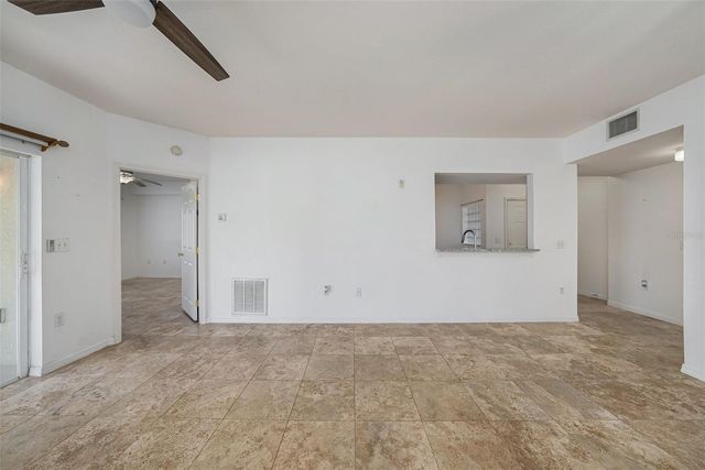 6011 SKYDALE WAY 101, Riverview, FL 33578