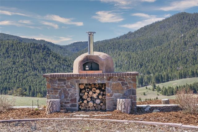 7800 Austin Road, Helena, MT 59602