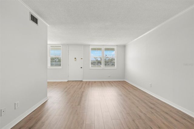 4890 BAY STREET NE 330, St Petersburg, FL 33703
