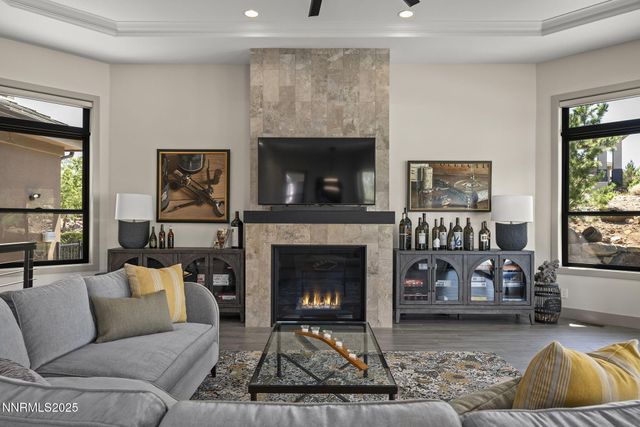 6177 N Featherstone Circle, Reno, NV 89511