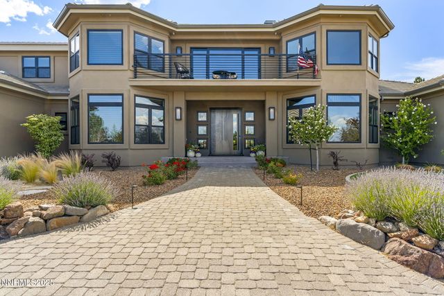 6177 N Featherstone Circle, Reno, NV 89511