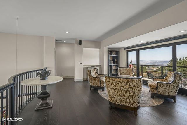 6177 N Featherstone Circle, Reno, NV 89511