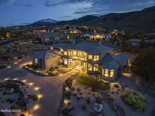 6177 N Featherstone Circle, Reno, NV 89511