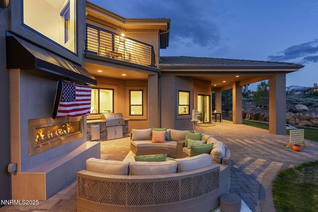 6177 N Featherstone Circle, Reno, NV 89511