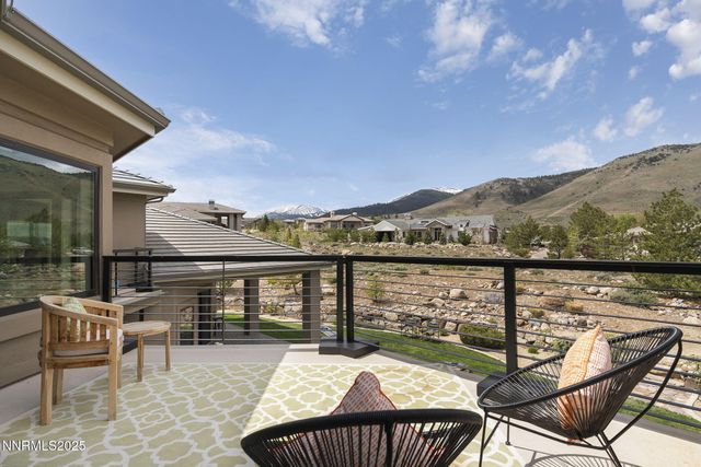 6177 N Featherstone Circle, Reno, NV 89511