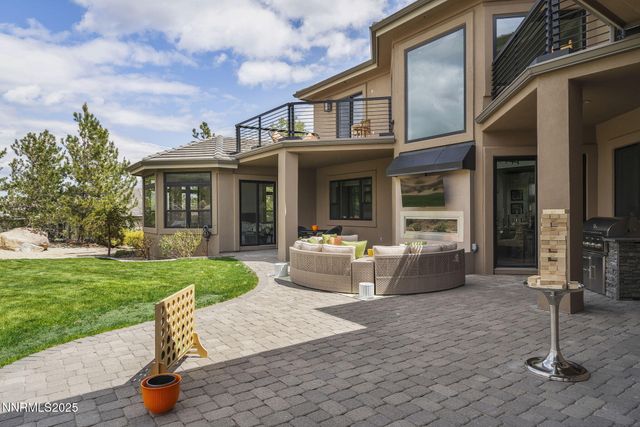 6177 N Featherstone Circle, Reno, NV 89511