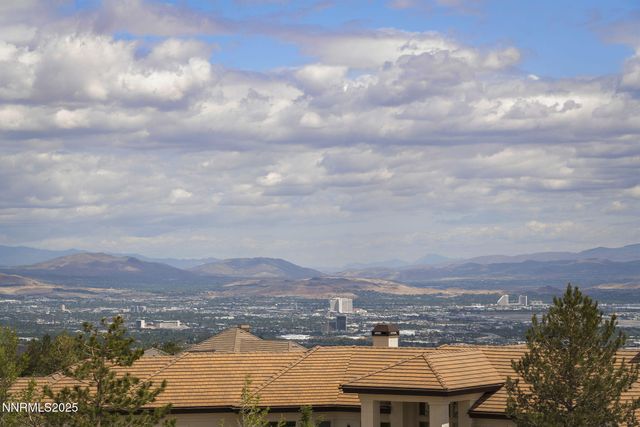 6177 N Featherstone Circle, Reno, NV 89511