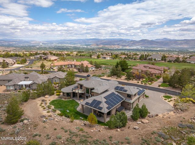 6177 N Featherstone Circle, Reno, NV 89511