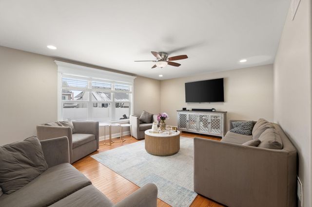 10312 Nelson Street, Crown Point, IN 46307