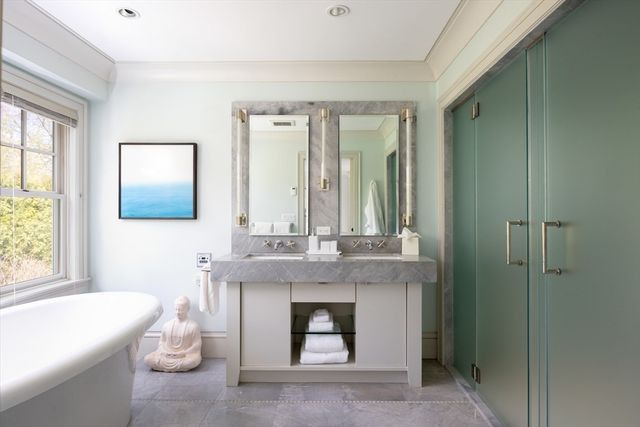 1 Chestnut Place, Brookline, MA 02445