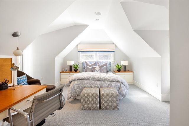 1 Chestnut Place, Brookline, MA 02445