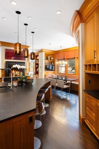 1 Chestnut Place, Brookline, MA 02445