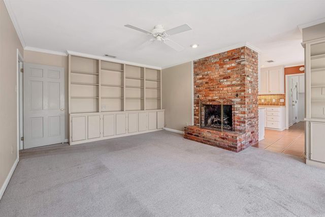 8 Stoney Brook Court, Little Rock, AR 72227