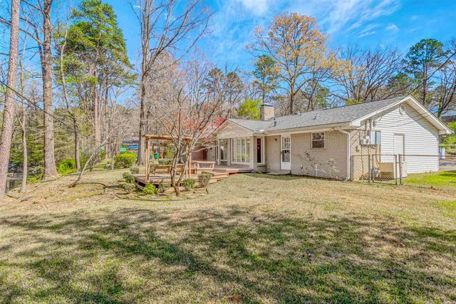 8 Stoney Brook Court, Little Rock, AR 72227