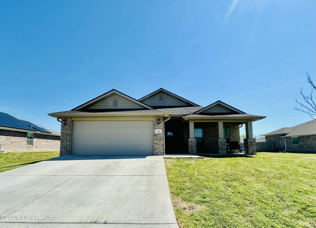 342 Swaden Lane, Webb City, MO 64870