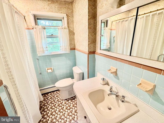 417 W JEFFERSON AVE, Linwood, NJ 08221