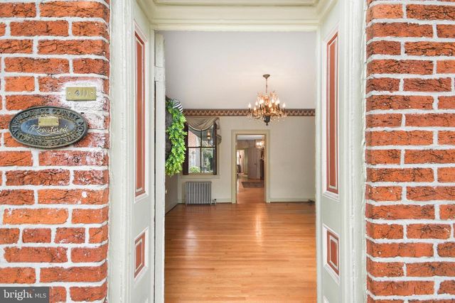 411 S MARKET ST, Frederick, MD 21701