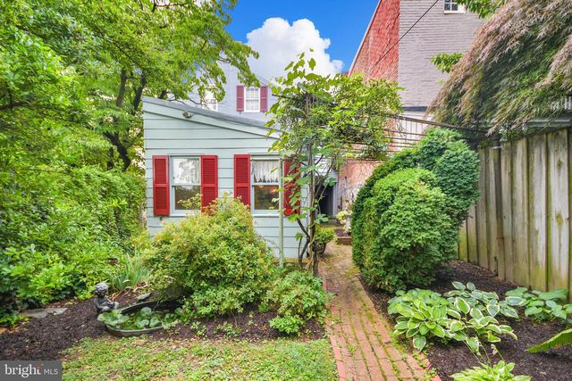 411 S MARKET ST, Frederick, MD 21701