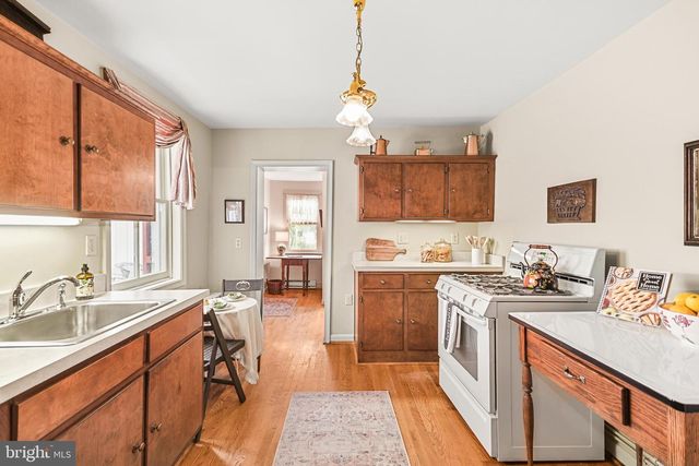 411 S MARKET ST, Frederick, MD 21701